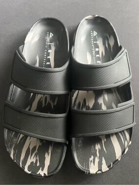 REEF Oasis Adapt Black/Taupe Marble Slides - Men’s 13 NWOT - Comfort Sandals